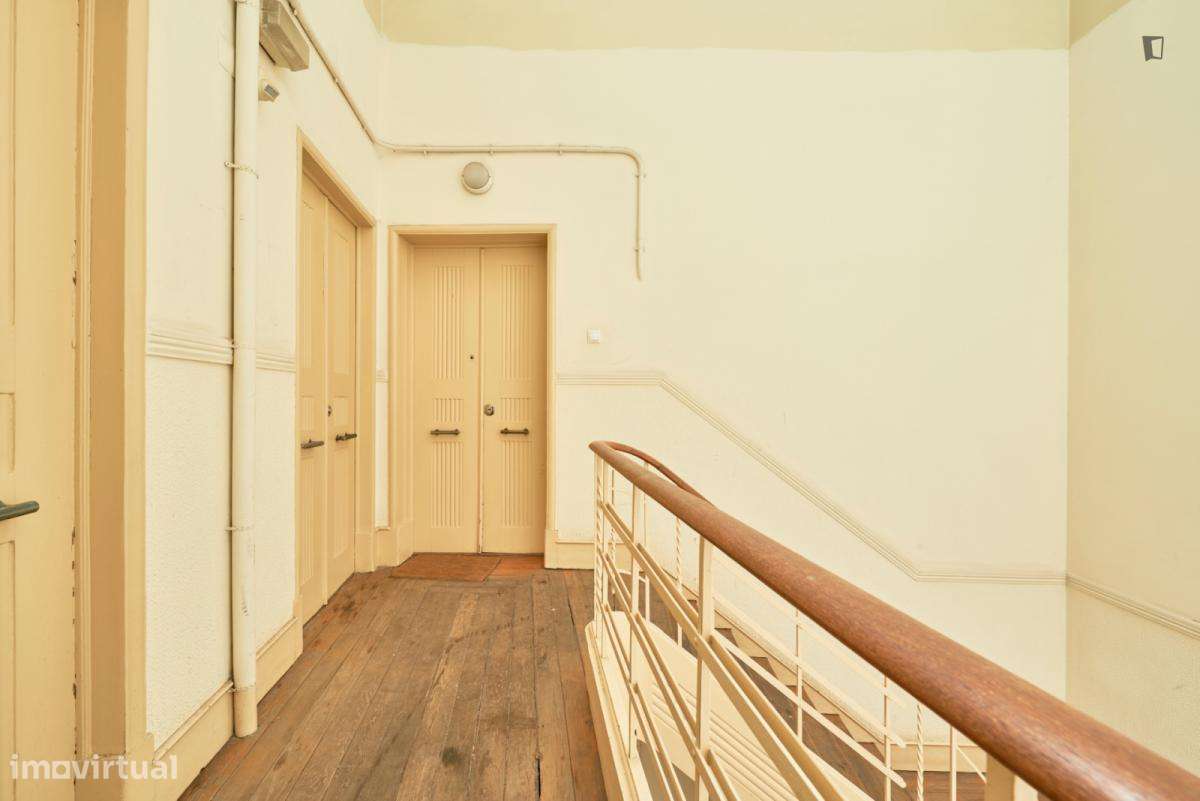 Quarto - localizado em Entrecampos Lisbon - Grande imagem: 2/10