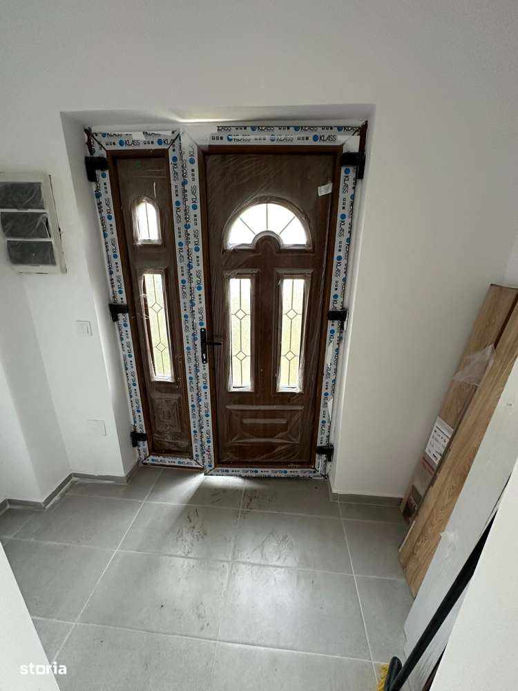 Casa de Vanzare, Strada Oituz , Comuna Berceni, Judetul Ilfov - Imagine principală: 2/18