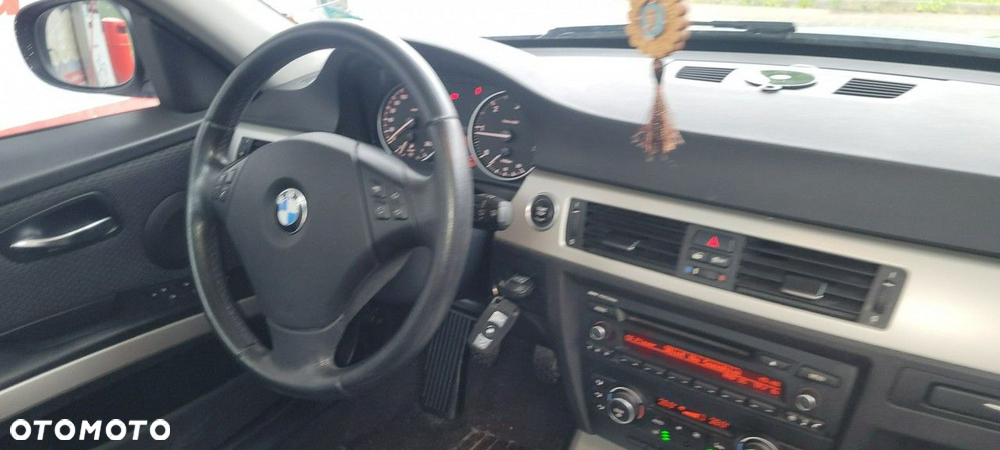 BMW Seria 3 - 22