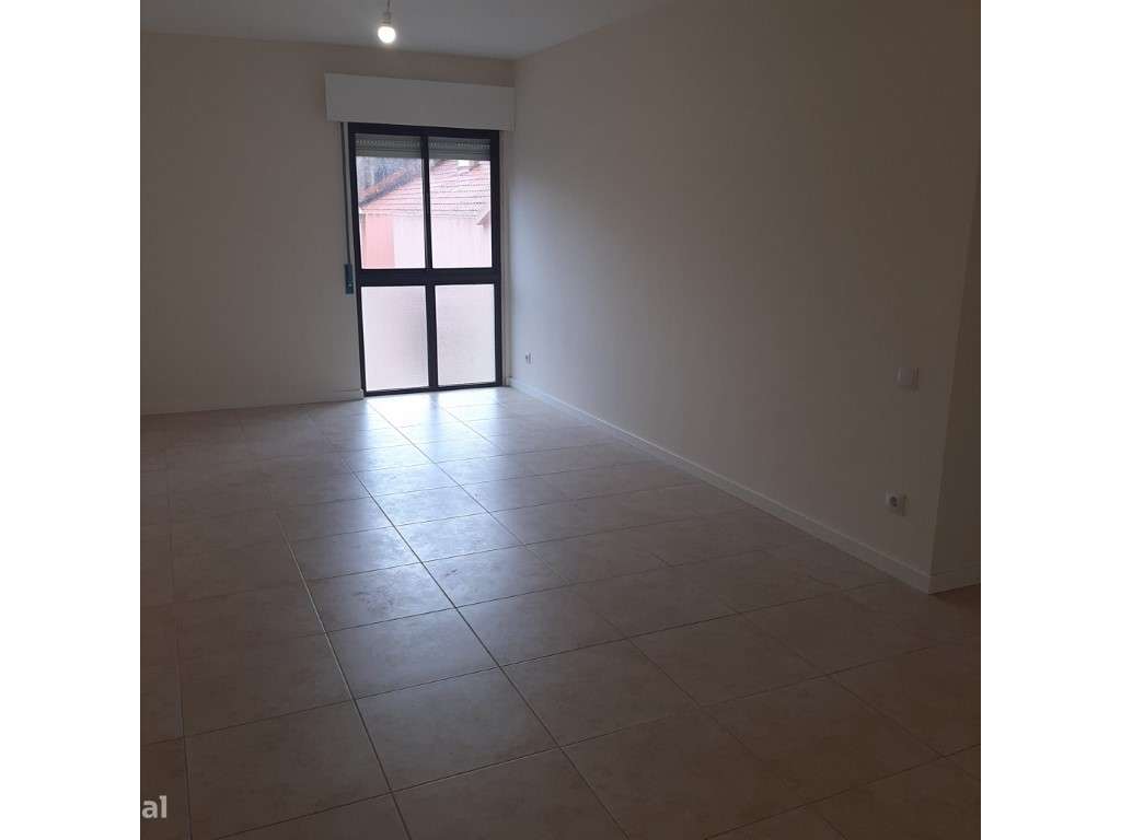 Apartamento T2 - Tapada das Mercês-2