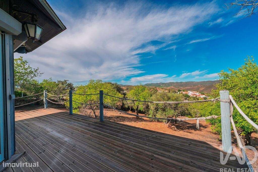 Moradia bi-familiar T4 em São Brás de Alportel de 233 m2 - Grande imagem: 5/38