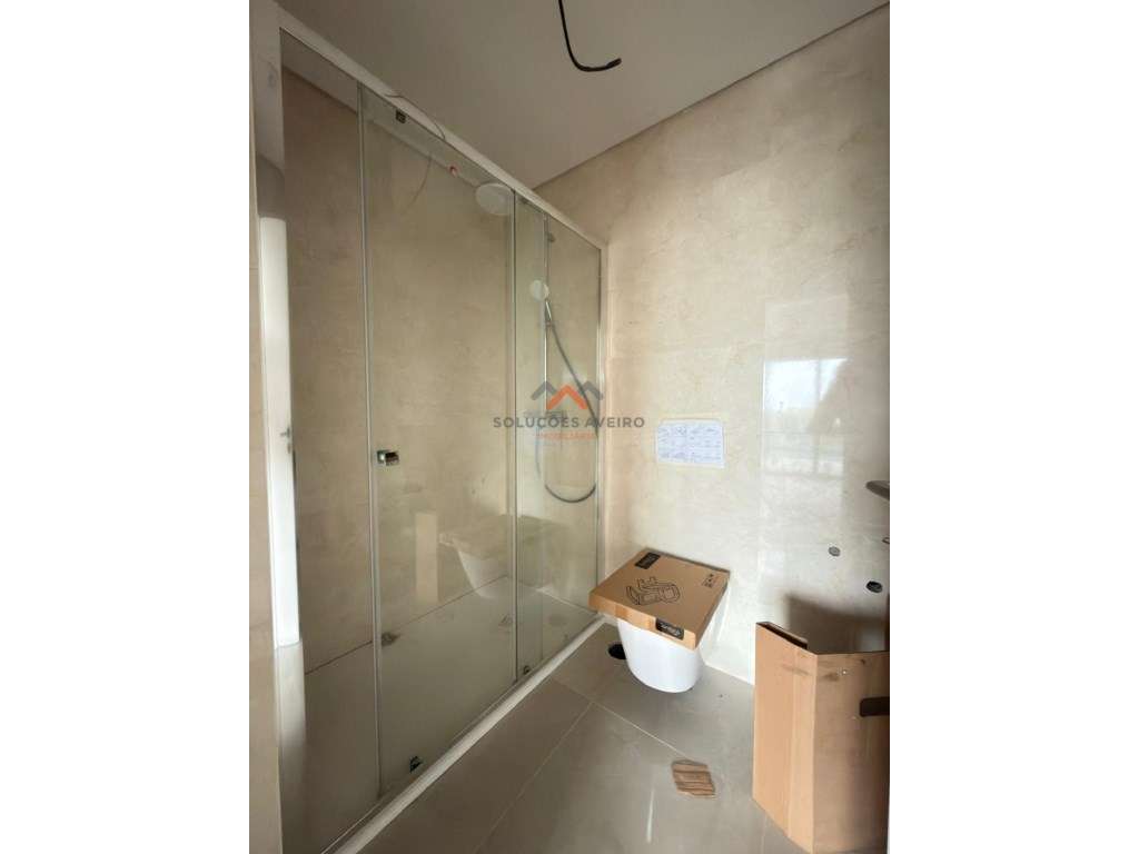 Apartamento T2 - Conforto e Localização | Centro de Esgueira - Grande imagem: 4/12