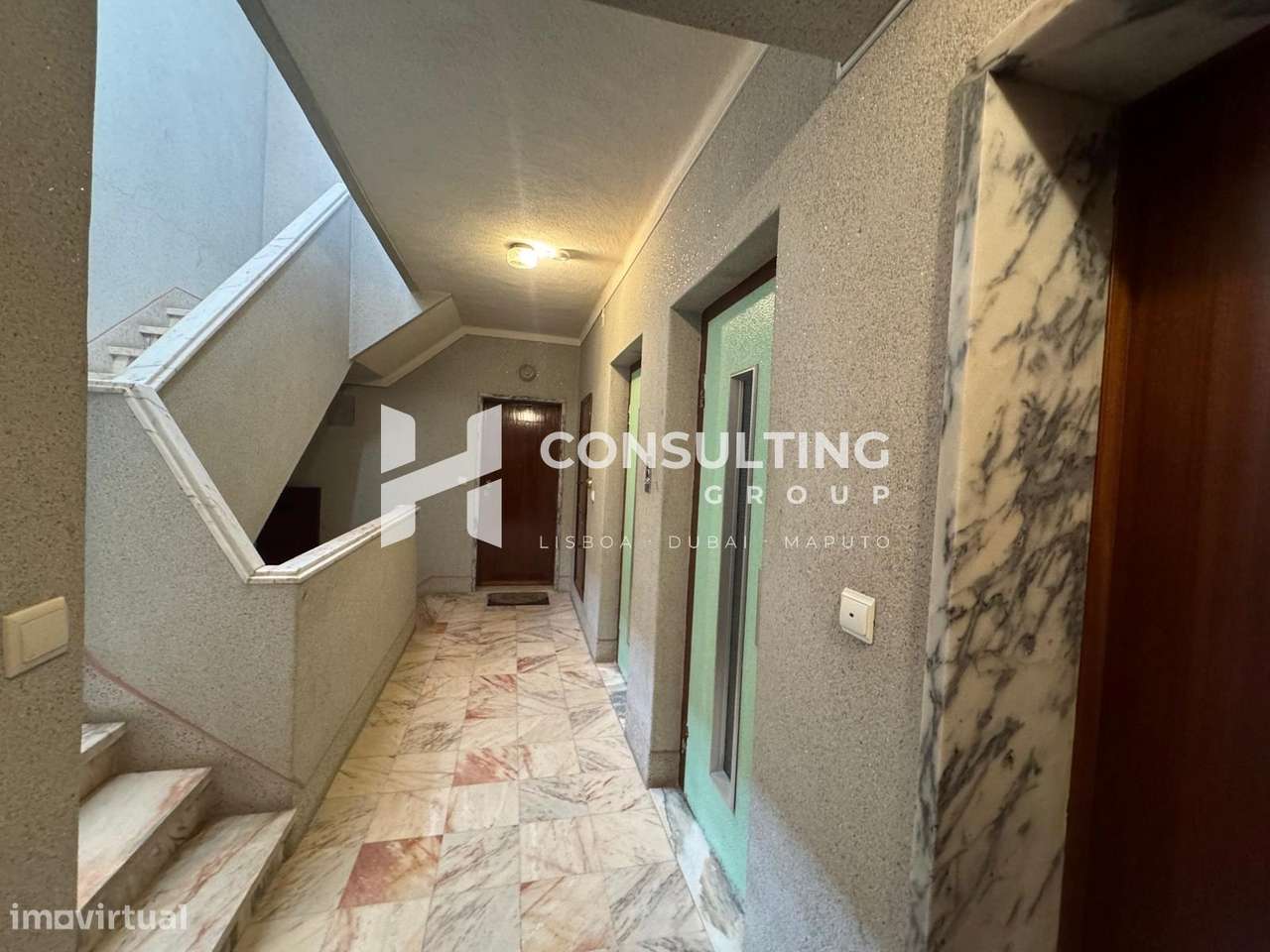 Apartamento T2 Venda em Mina de Água,Amadora-27