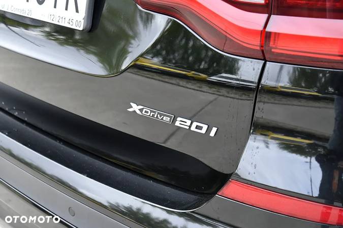 BMW X3 xDrive20i - 10