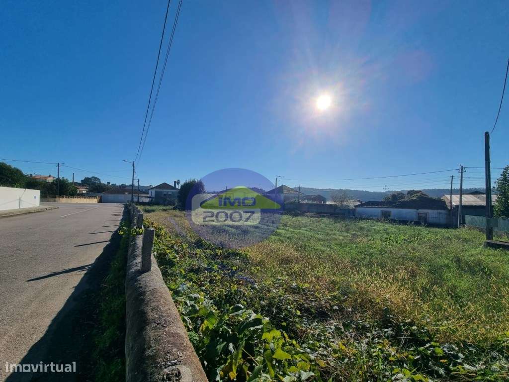 Terreno em Lourosa - Grande imagem: 4/16