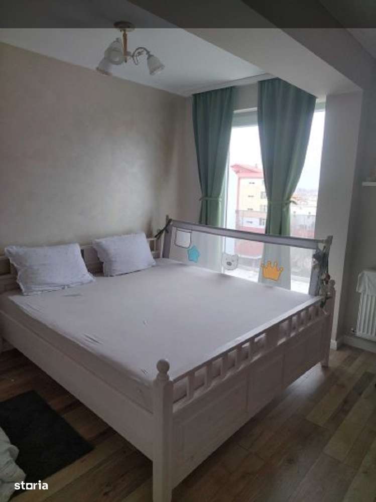 38279   Apartament 3 camere Palazu mare-2