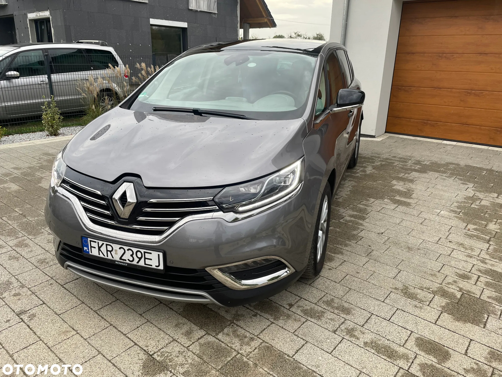 Renault Espace 1.6 dCi Energy Initiale Paris EDC 7os - 3