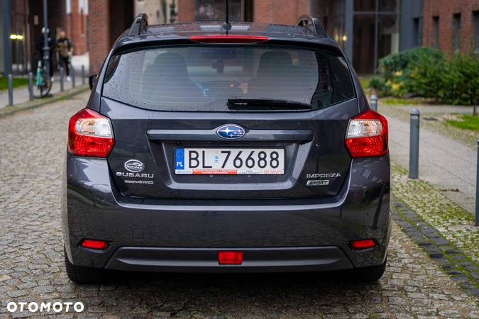 Subaru Impreza 2.0i Lineartronic Sport - 6