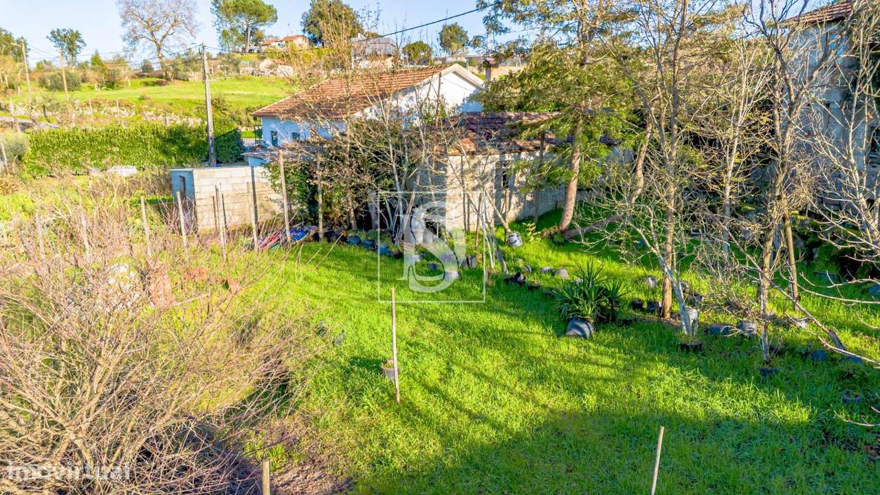 Moradia para Restauro com Terreno - Cepelos Amarante-51