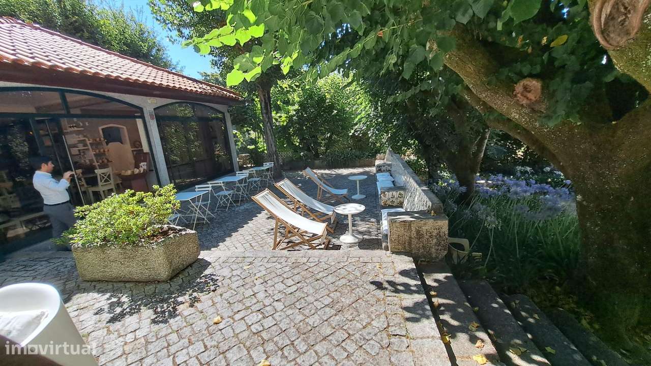 QUIOSQUE COM ESPLANADA TIPICA-25