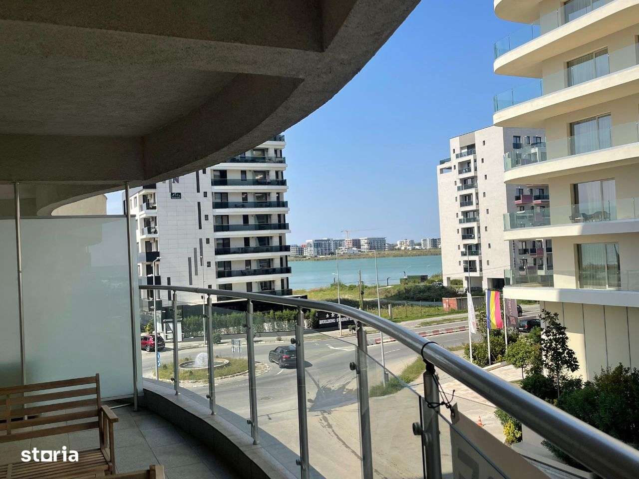 Studio Casa del Mar Mamaia cu vedere la lac si mare-14