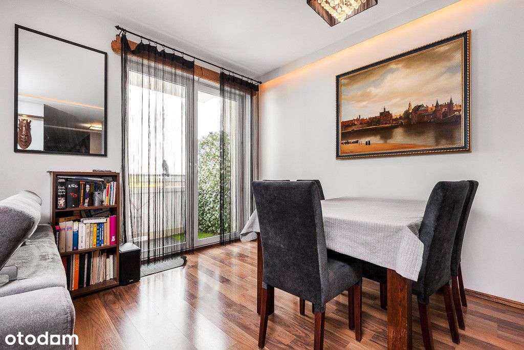 Wyjątkowy 4-pokojowy apartament w Pasie Nadmorskim-3