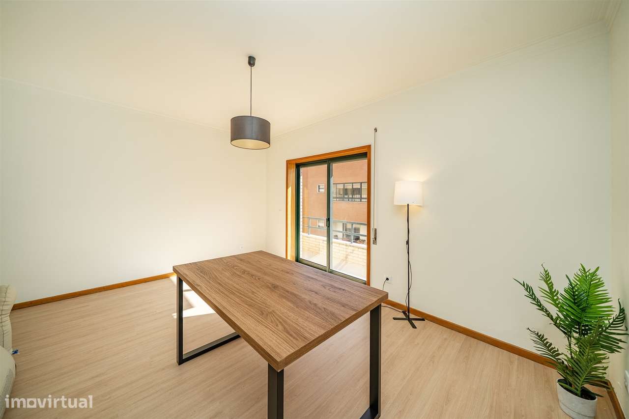 Apartamento T2 Venda em Braga (São José de São Lázaro e São João do So-9