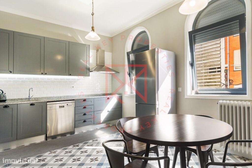 Moradia T4 situada na Boavista-11