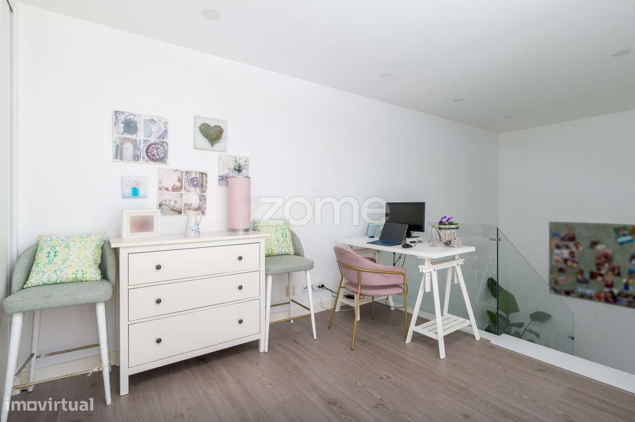 Moradia T4 Bª São Sebastião - Famões-33