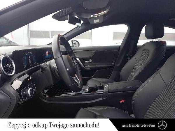 Mercedes-Benz CLA 200 Progressive 7G-DCT - 18