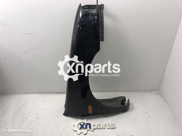 Guarda-lamas Frente/Dto NISSAN PRIMERA (P10) 1.6 | 06.90 - 01.96 Usado - 1