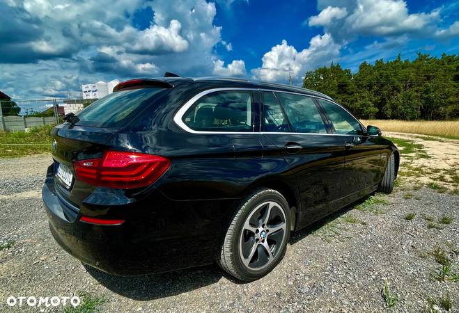 BMW Seria 5 520d xDrive Luxury Line sport - 13