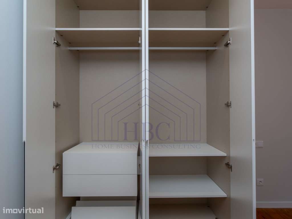 Apartamento T2 Remodelado por Arquiteto | Vista Rio Tejo | Avenida ...-36
