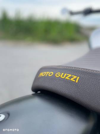 Moto Guzzi V9 - 14