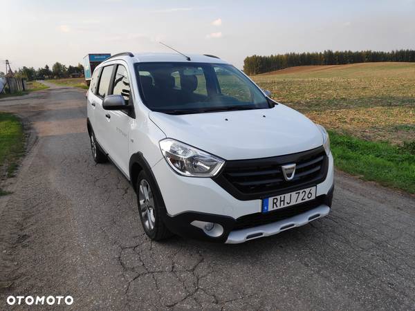 Dacia Lodgy dCi 110 Stepway - 3