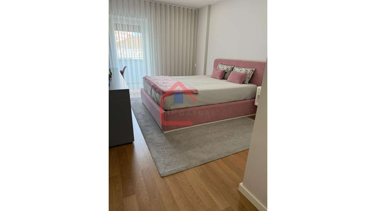 Apartamento T3 em Portugal-21