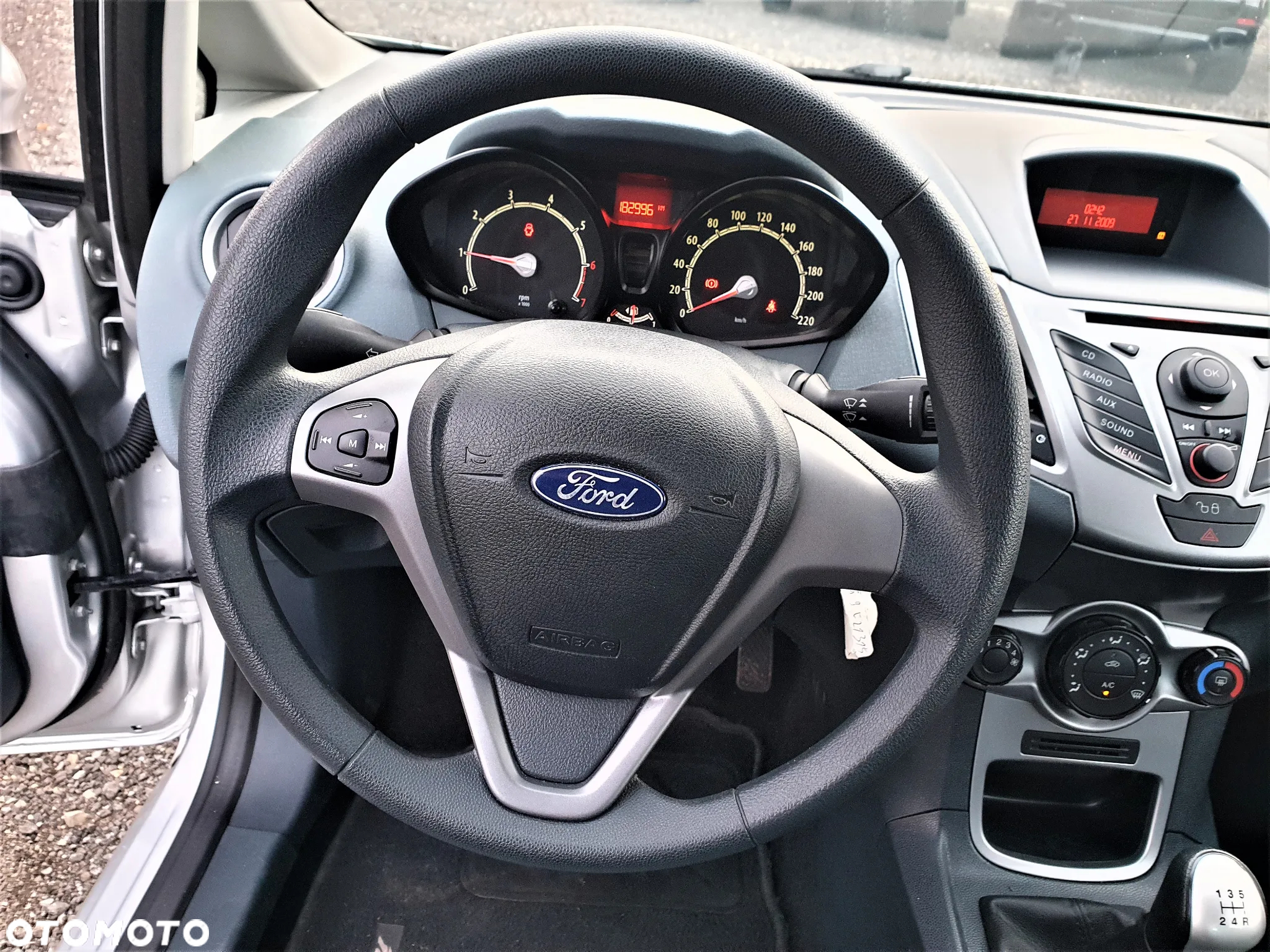 Ford Fiesta 1.25 Trend - 14