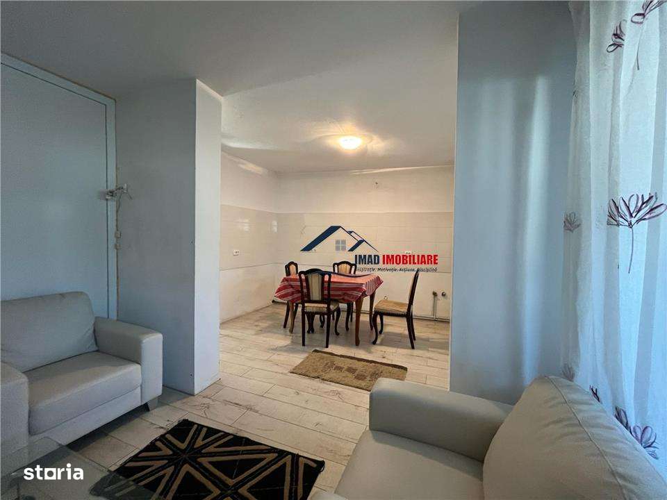 Oportunitate rara, super pret! Vanzare Casa P+1+M - Targoviste, Centru - Imagine principală: 2/20