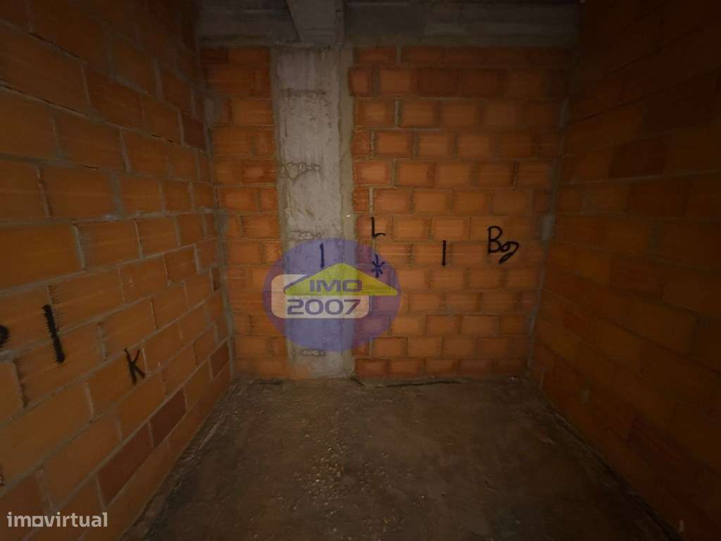 Apartamento T2 em Argoncilhe-7