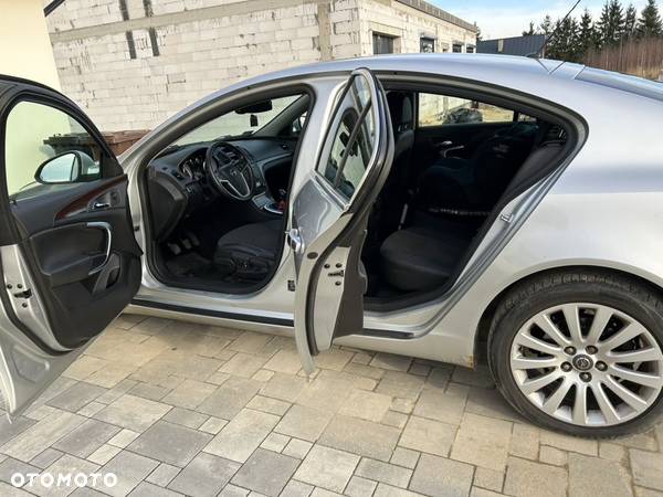 Opel Insignia 2.0 CDTI - 10