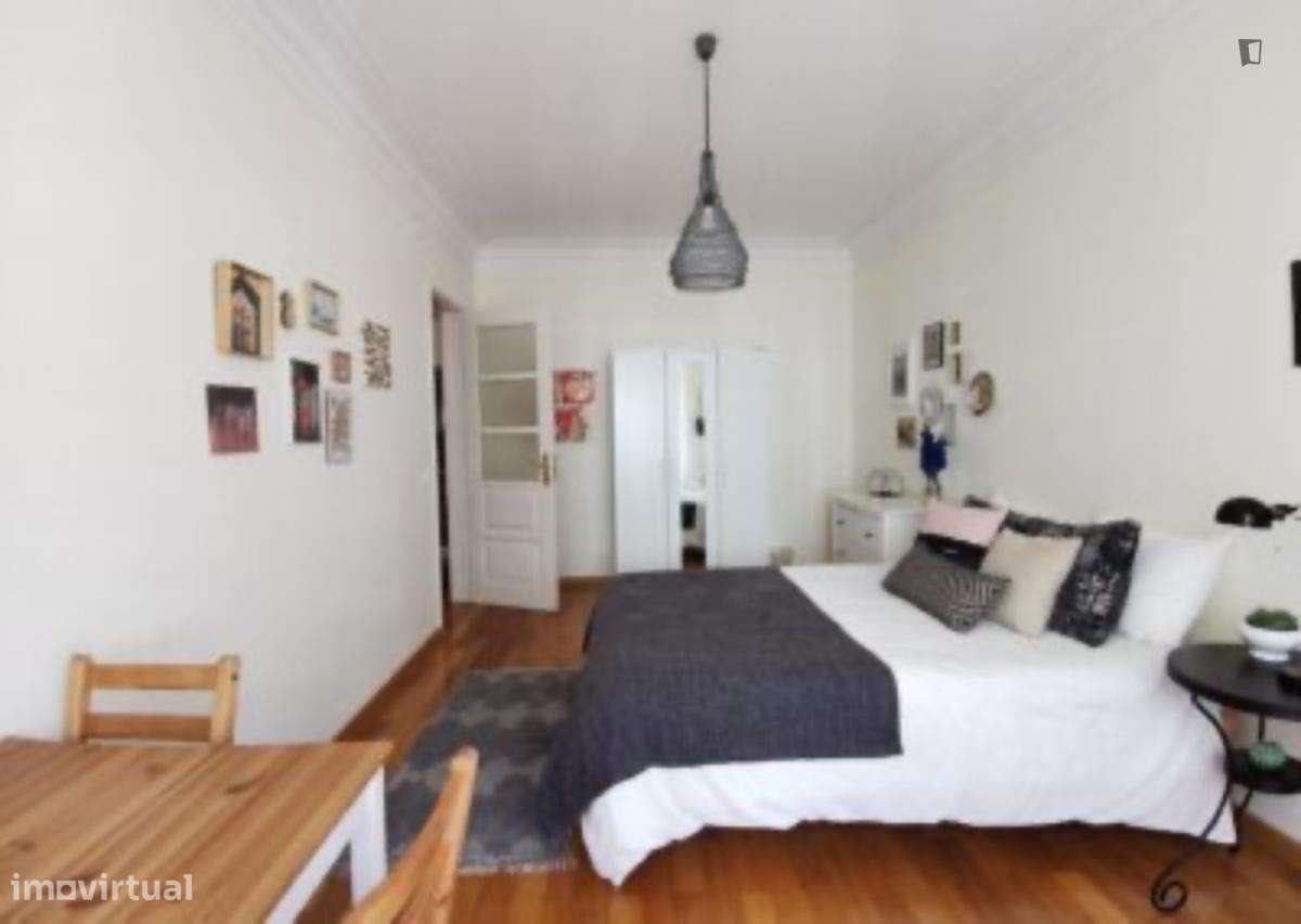 Quarto - localizado em Alameda Lisbon - Grande imagem: 3/10