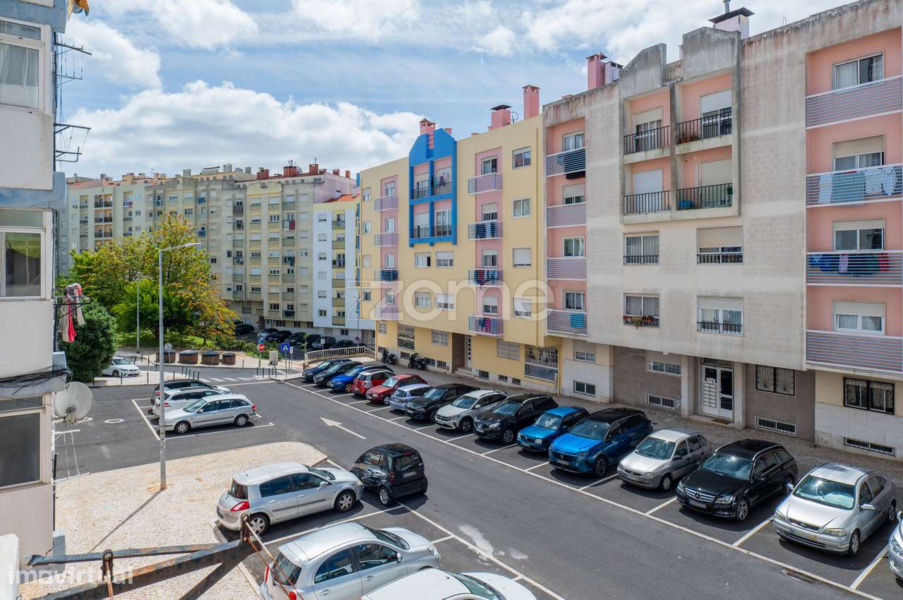 Apartamento T1 à venda, Monte Abraão.-26