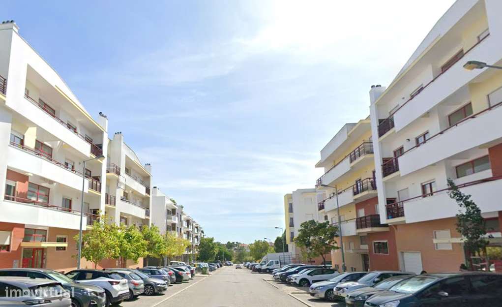 Apartamento T3 para arrendamento - Sobreda - Grande imagem: 2/2