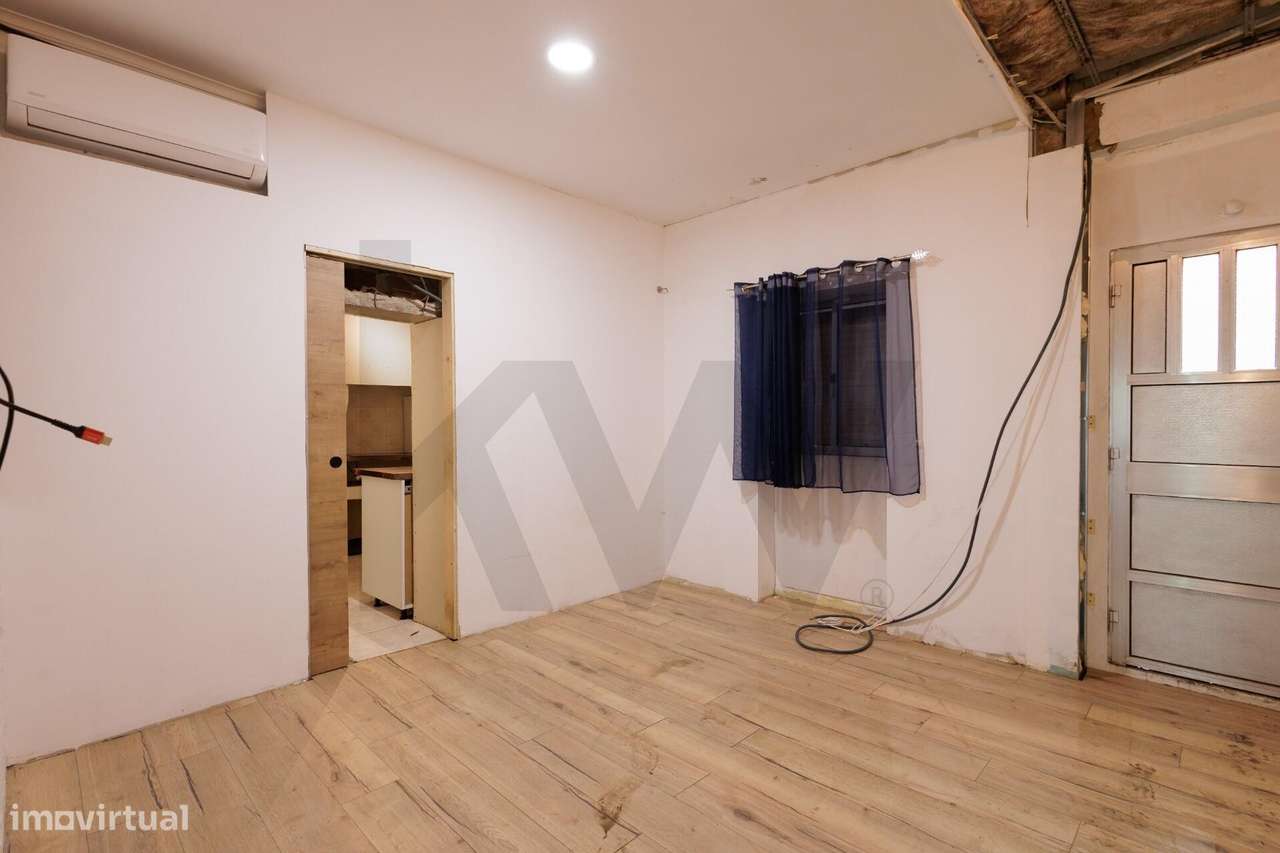 Moradia T1 com Anexo | Lote de 384 m2 | Baixa da Banheira-8