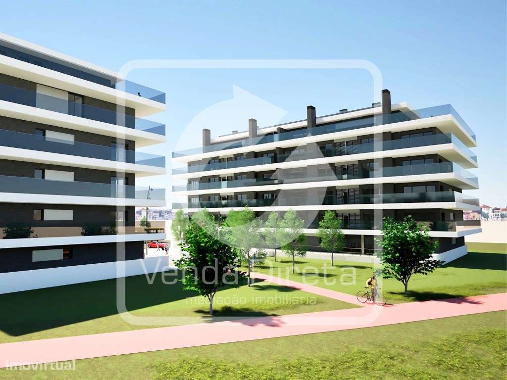 Apartamento de Luxo T2 com 2 Suites, Varandas, Arrecadação e Parque...-16