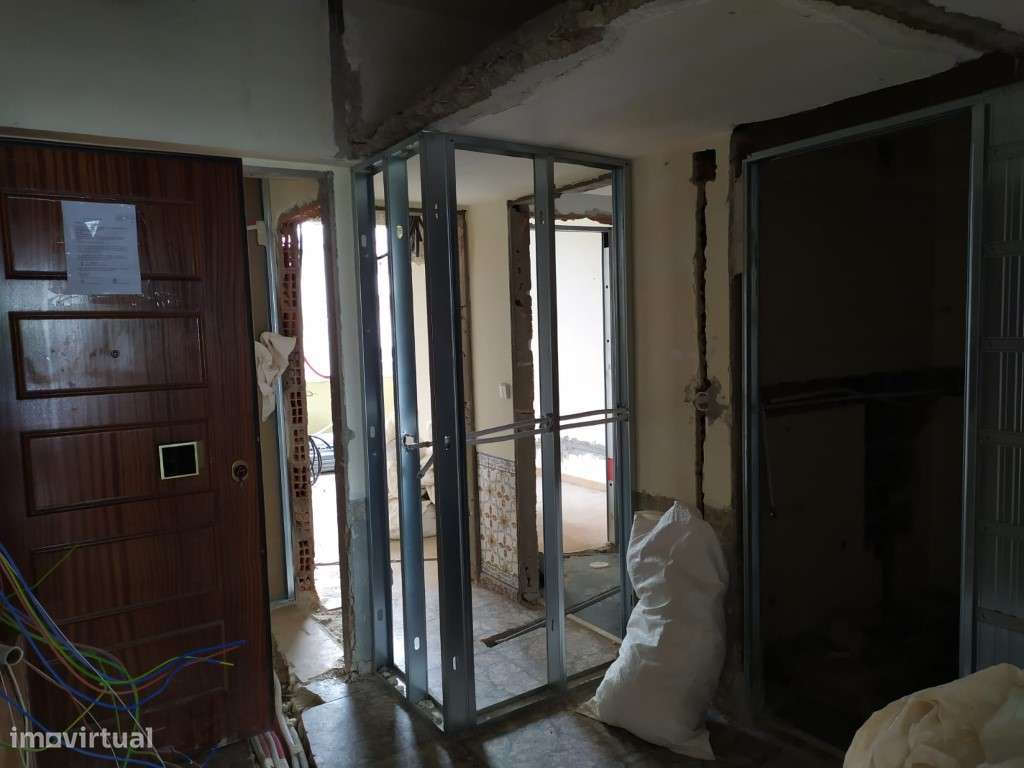 T3 totalmente remodelado e a estrear em Benfica-9