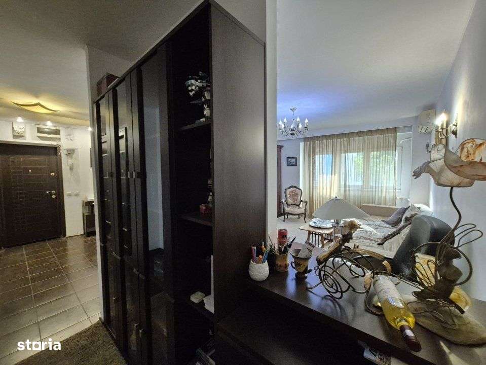 Apartament 4 camere spatios, Piata 1 mai, prima inchiriere - Imagine principală: 5/14