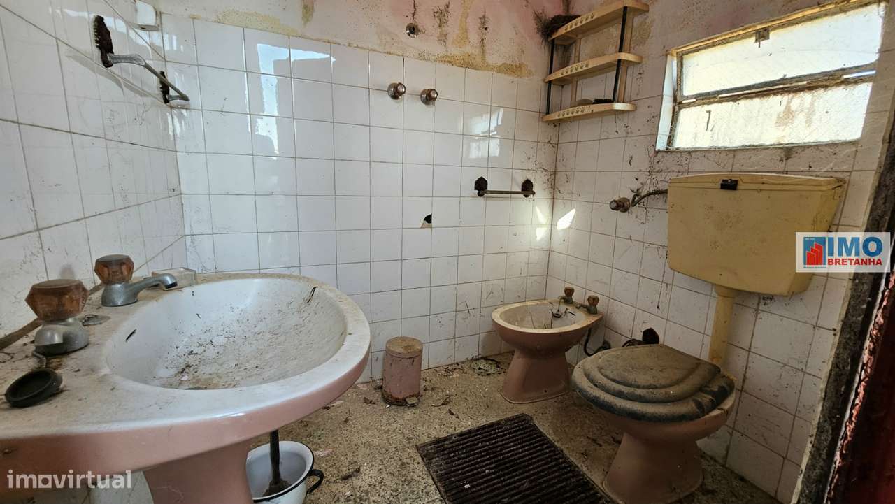 Moradia V6 c/ Quintal - Maxiais - 10 min de Castelo Branco-11