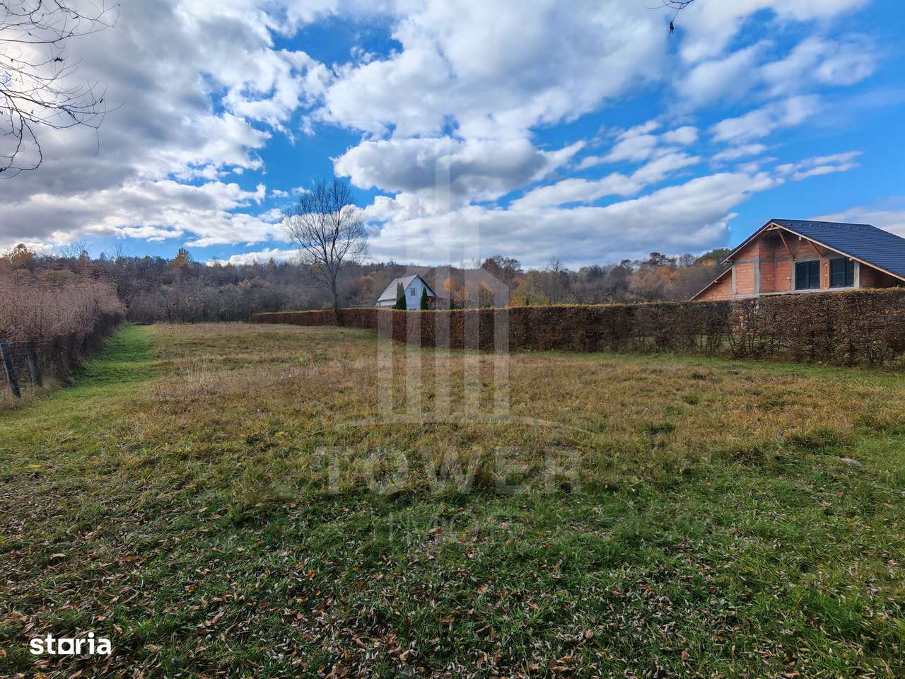 Teren de vanzare în reprezentare exclusivă, situat pe Valea Avrigului! - Imagine principală: 1/9