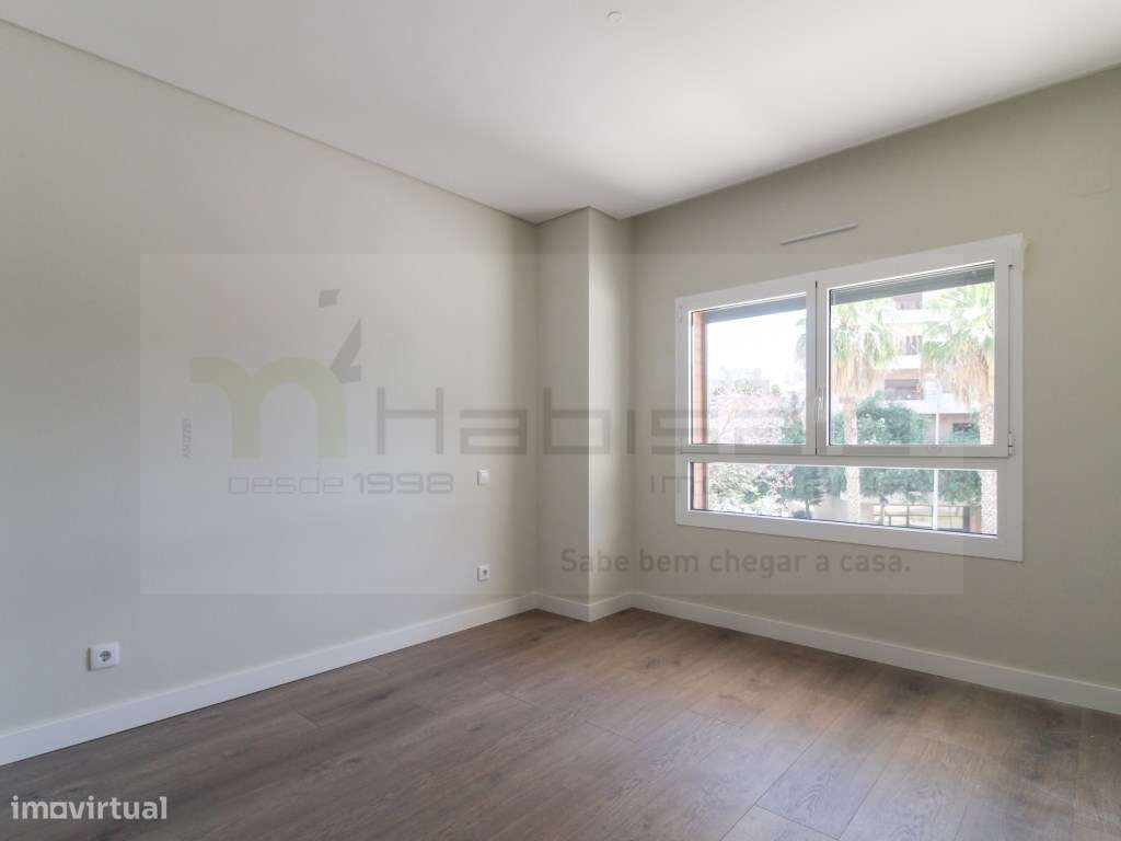 T3 + 1 com terraço, nas Colinas do Cruzeiro!-22