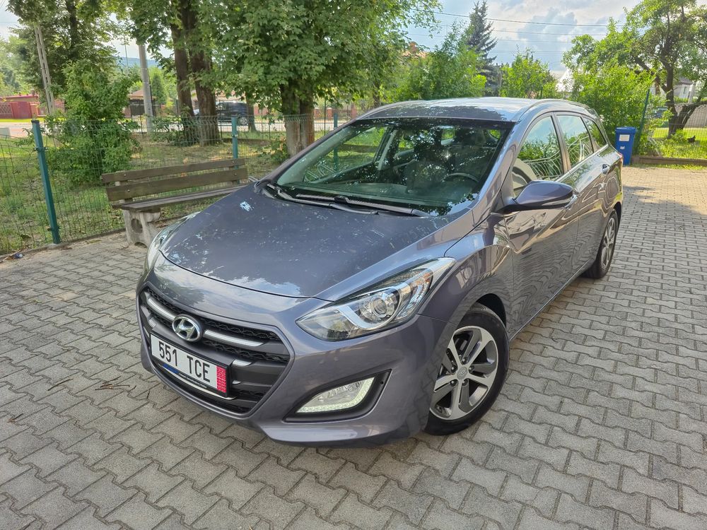 Hyundai i30 II (2012-2017) blue Kombi 1.6 GDi Trend 2016