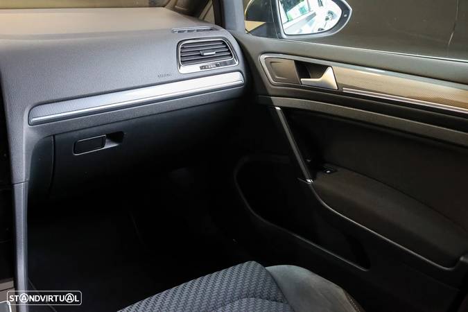 VW Golf Variant 1.6 TDi R-Line DSG - 10