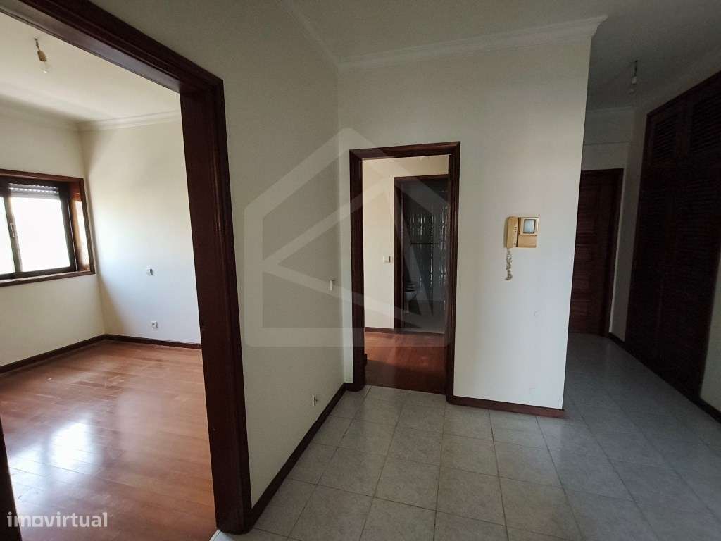 Apartamento para Arrendar em São João da Madeira - Grande imagem: 5/21