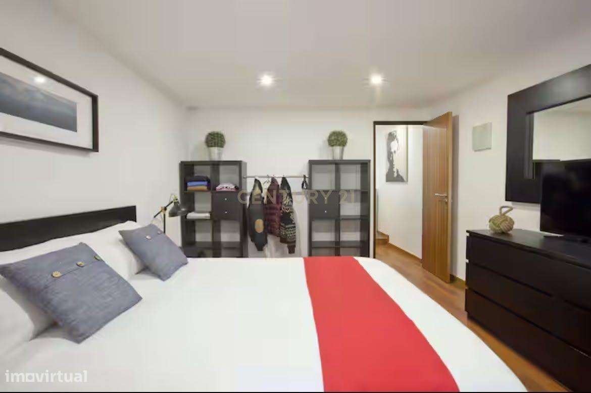 Apartamento remodelado no coração de Alfama — ideal para habitação ou-5