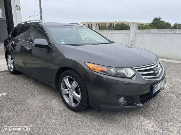 Honda Accord Tourer 2.2 i-DTEC Executive Top E.Limitada - 1