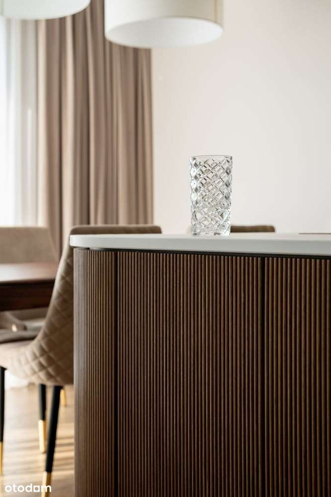 wysoki standard , wykończone pod klucz, brak PCC-14