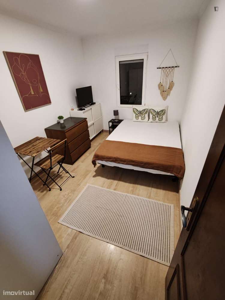 Quarto - localizado em Chelas Lisbon - Grande imagem: 4/8