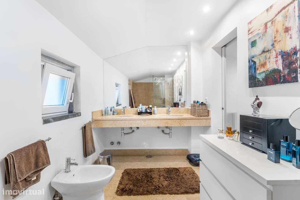 Moradia T4 com piscina, Paço de Arcos, Oeiras-16