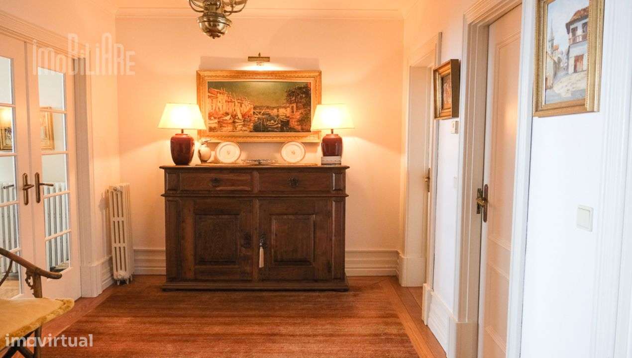 Vende-se Propriedade Frente mar com Moradia, T0 e dois restaurantes - Grande imagem: 5/60