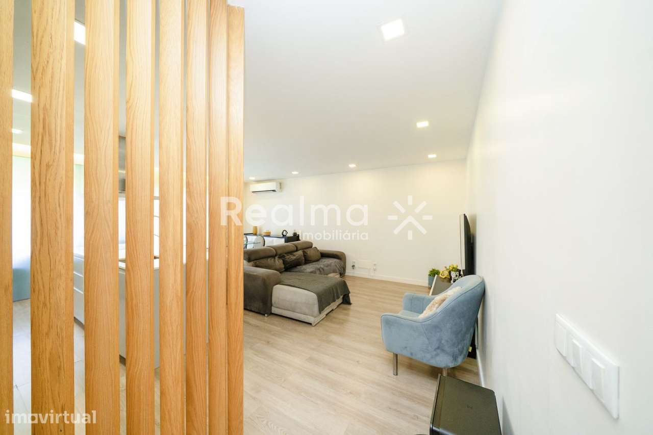 Apartamento T3 Areal- Totalmente Renovado-7